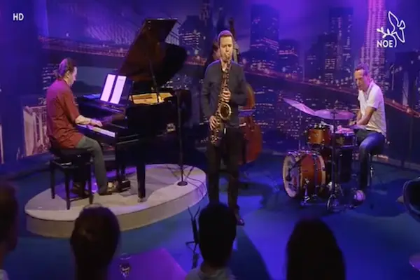 Letem jazzem TV Noe - Blue Bossa (K. Dorham)